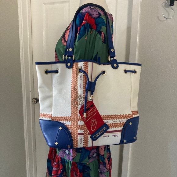 Carlorino Blue and White Women's Tote Bag - Picture 4 of 8